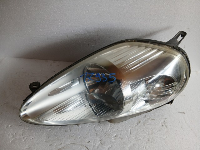 17935 Fiat Grande Punto  2005-2009 Bal első Lámpa Fényszóró