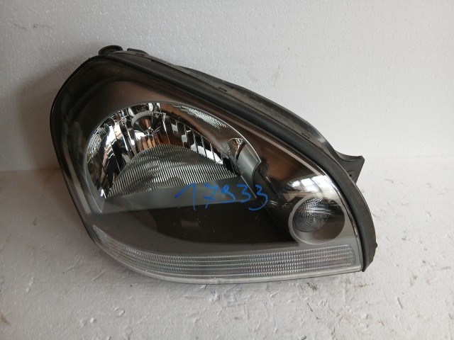 17933 Hyundai Tucson 2004-2010 Jobb első Lámpa Fényszóró