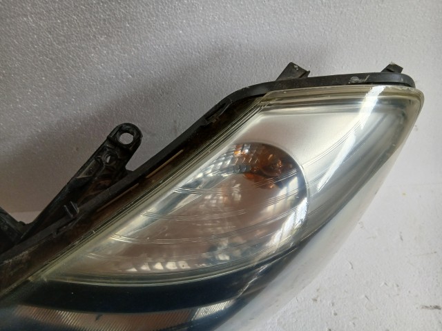 17930 Renault Clio III. 2007-2014 Bal első Lámpa Fényszóró