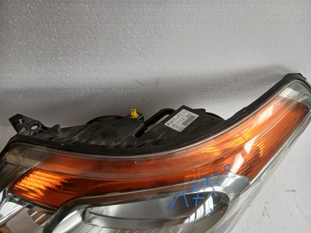 17928 Citroen C3 Picasso  2009-2017 Bal első Lámpa Fényszóró