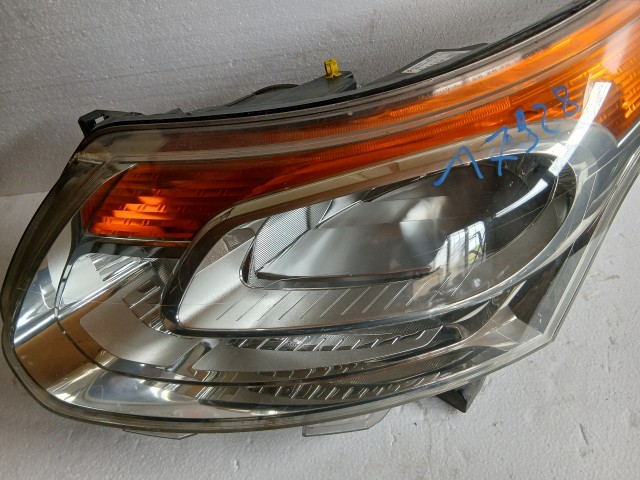 17928 Citroen C3 Picasso  2009-2017 Bal első Lámpa Fényszóró