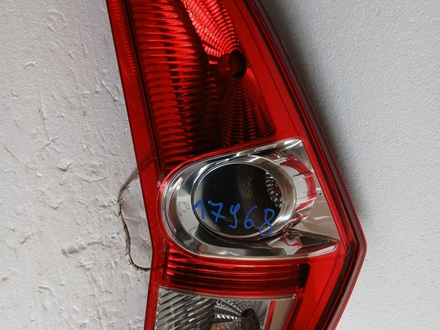 17968 Suzuki SPLASH 2008-2014  Jobb hátsó Lámpa