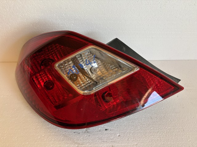 18046 Opel Corsa D 2006-2014 Bal hátsó Lámpa 5 ajtós