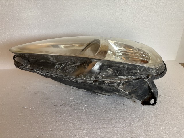 18081 Fiat Grande Punto  2005-2009 Bal első Lámpa Fényszóró