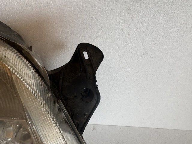 18086 Opel Meriva A 2003-2010 Jobb első Lámpa Fényszóró