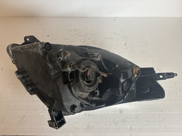18092 Suzuki Swift III. 2005-2010 Jobb első Lámpa Fényszóró