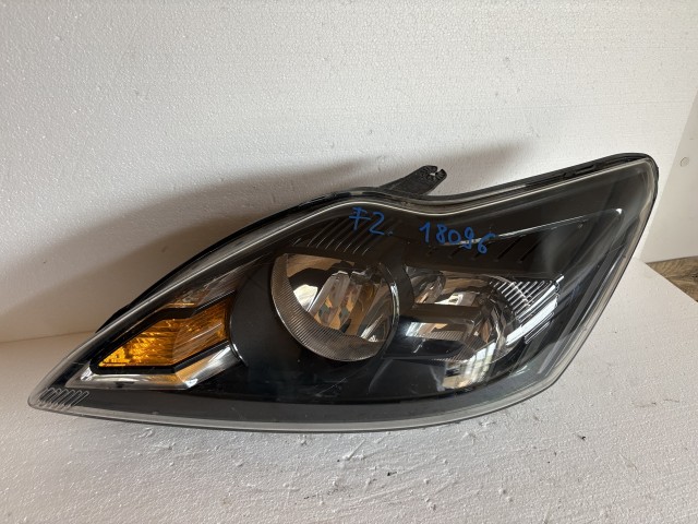 18096 Ford Focus II. 2004-2011 Bal első Lámpa Fényszóró