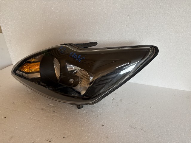 18096 Ford Focus II. 2004-2011 Bal első Lámpa Fényszóró