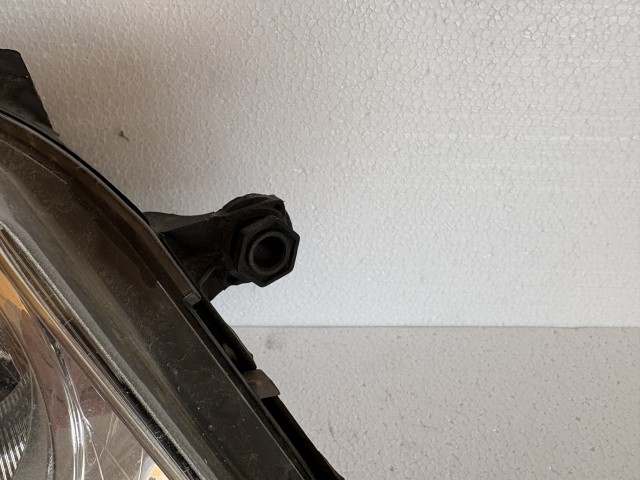 18097 Volkswagen Polo IV Jobb első Lámpa Fényszóró