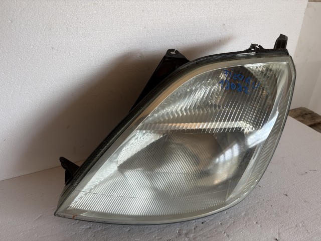 18082 Ford Fiesta v 2004-2008 Bal első Lámpa Fényszóró