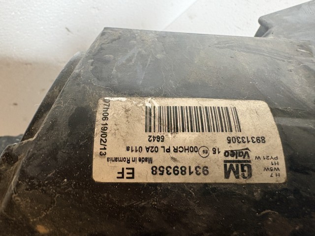 18084 Opel Corsa D 2006-2014 Jobb első Lámpa Fényszóró