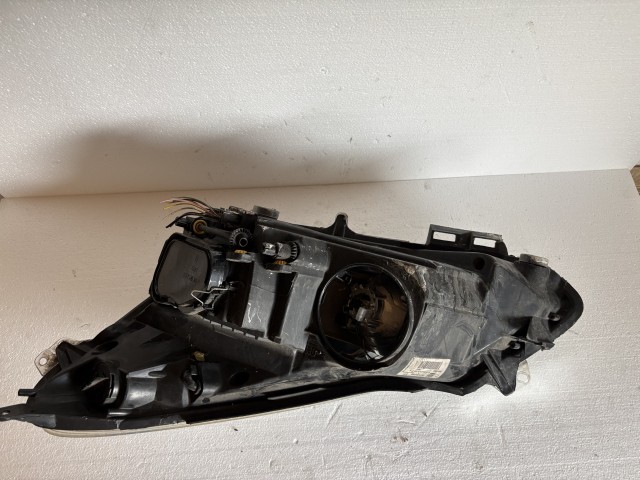 18084 Opel Corsa D 2006-2014 Jobb első Lámpa Fényszóró