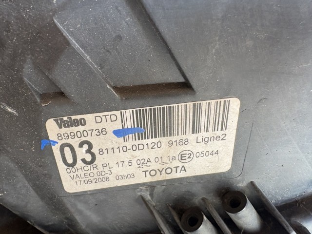 18110 Toyota Yaris II. 2005-2011(xp90) 2005-2011 Jobb első Lámpa Fényszóró
