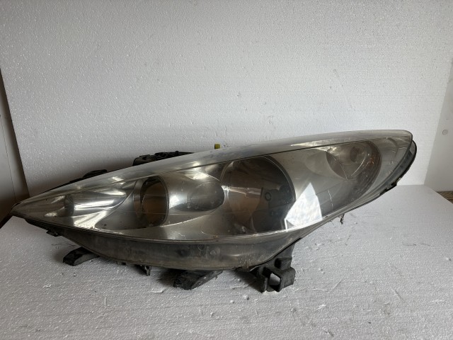 18111 Peugeot 207 2006-2014  Bal első Lámpa Fényszóró