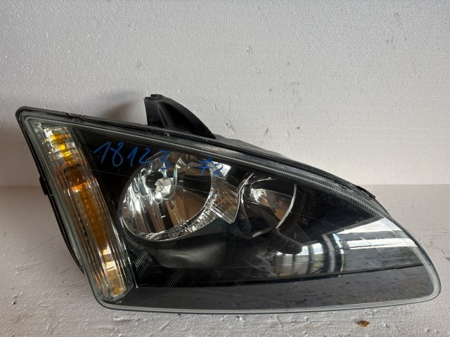 18123 Ford Focus II. 2004-2007 Jobb első Lámpa Fényszóró