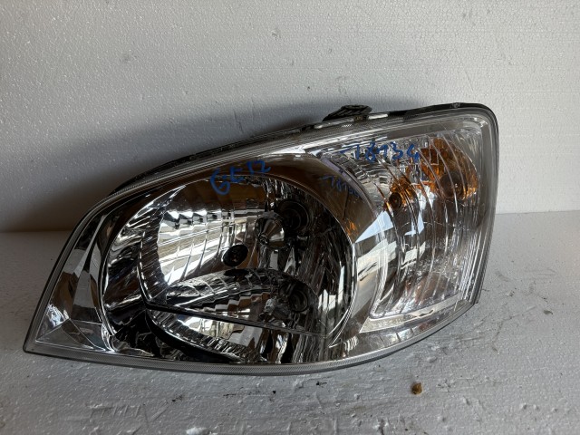 18134 Hyundai Getz 2002-2010 Bal első Lámpa Fényszóró