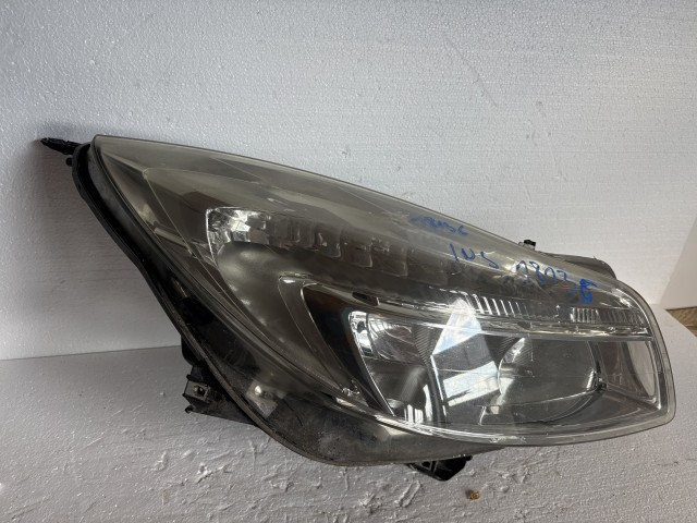 18136 Opel Insignia  Jobb első Lámpa Fényszóró