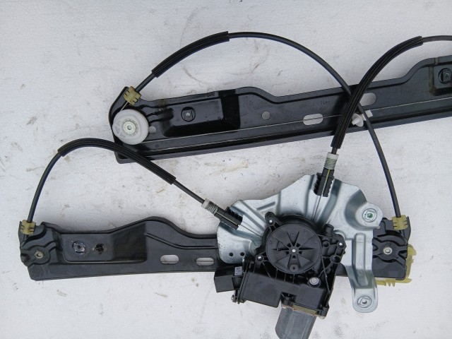 Opel Astra J  bal első Ablakemelő Szerkezet Elektromos