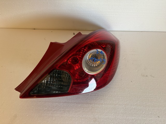 18049 Opel Corsa D 2006-2014  Jobb hátsó Lámpa 3 ajtós
