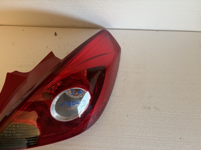 18049 Opel Corsa D 2006-2014  Jobb hátsó Lámpa 3 ajtós
