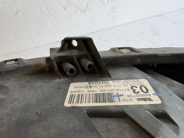18151 Toyota Yaris II. 2005-2011(xp90) Bal első Lámpa Fényszóró