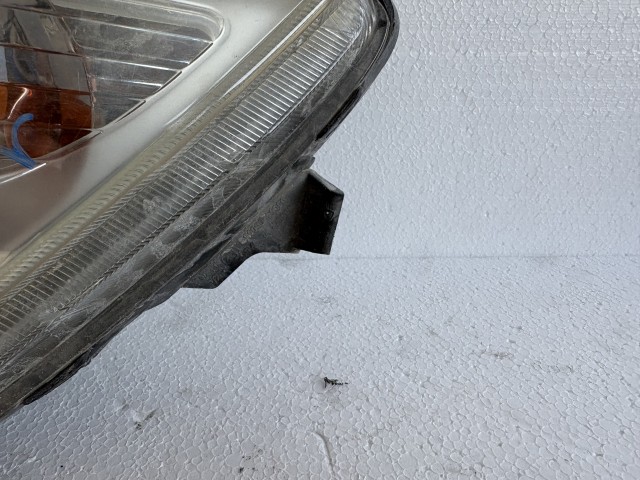 18151 Toyota Yaris II. 2005-2011(xp90) Bal első Lámpa Fényszóró