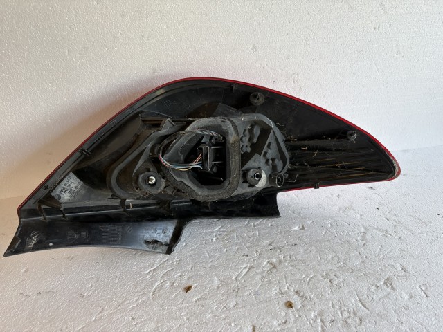 18153 Opel Corsa D 2006-2014  Jobb hátsó Lámpa Fényszóró
