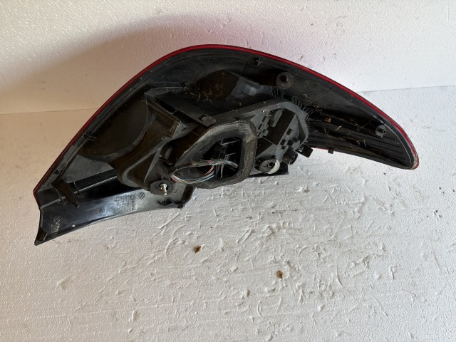 18153 Opel Corsa D 2006-2014  Jobb hátsó Lámpa Fényszóró