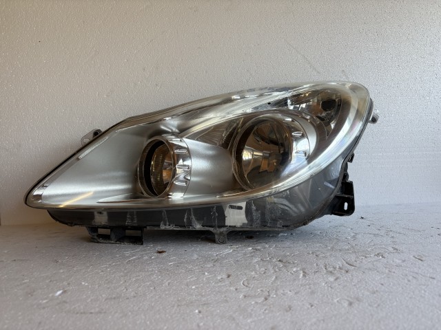 18158 Opel Corsa D 2006-2014 Bal első Lámpa Fényszóró
