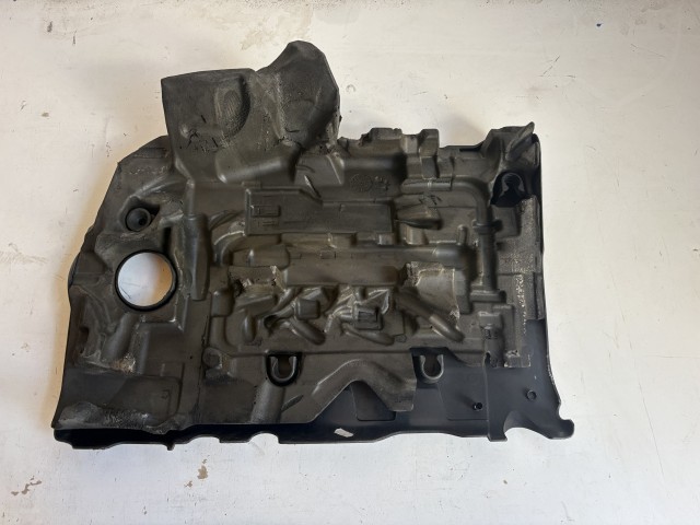Opel Insignia 2.0 Cdti Felső Motorburkolat