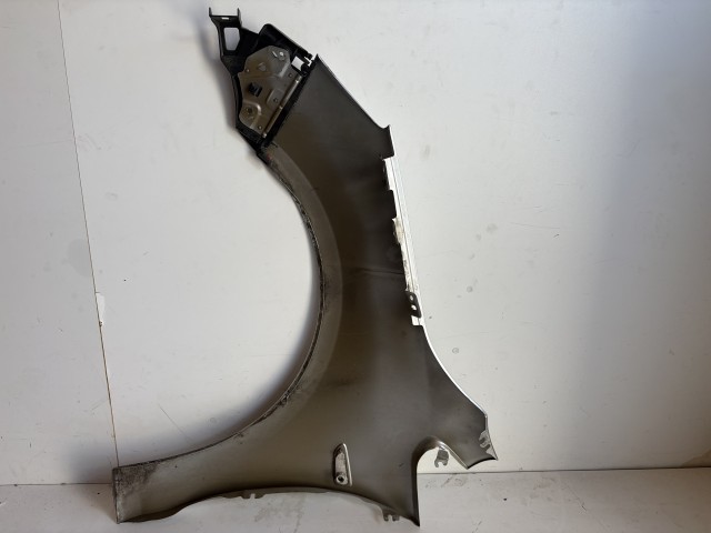 18176 Opel Astra J 2009-2015 Jobb első Sárvédő Ezüst  Z176