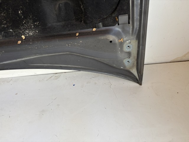 18183 Opel Astra H 2004-2010 Motorháztető Használt Grafit Z155 