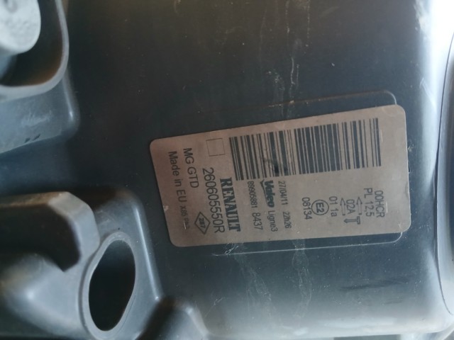 18231 Renault Clio III. 2007-2014 Bal első Lámpa Fényszóró