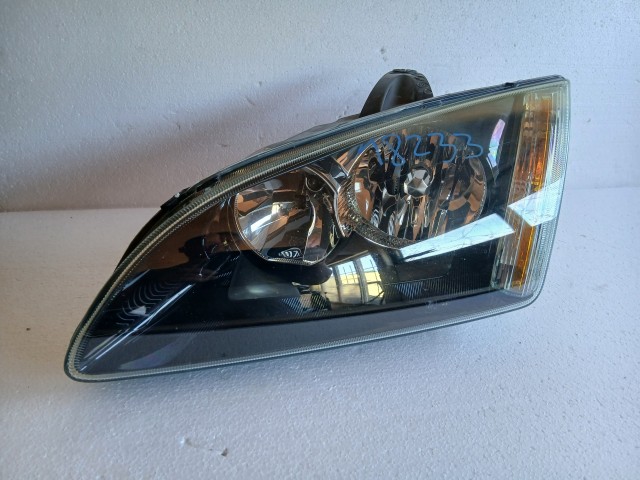 18233 Ford Focus II. 2004-2011 Bal első Lámpa Fényszóró