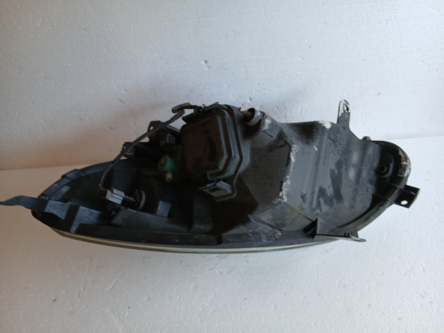 18235 Renault Twingo II 2007-2014 Bal első Lámpa Fényszóró