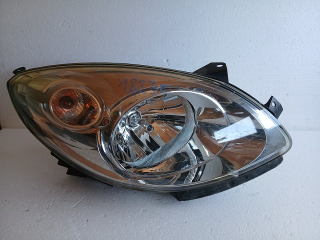 18235 Renault Twingo II 2007-2014 Bal első Lámpa Fényszóró