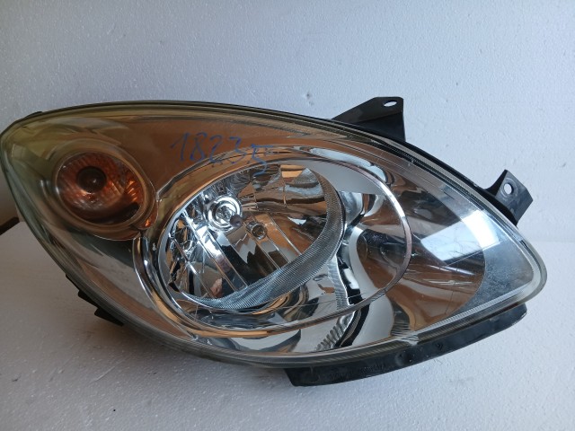 18235 Renault Twingo II 2007-2014 Bal első Lámpa Fényszóró