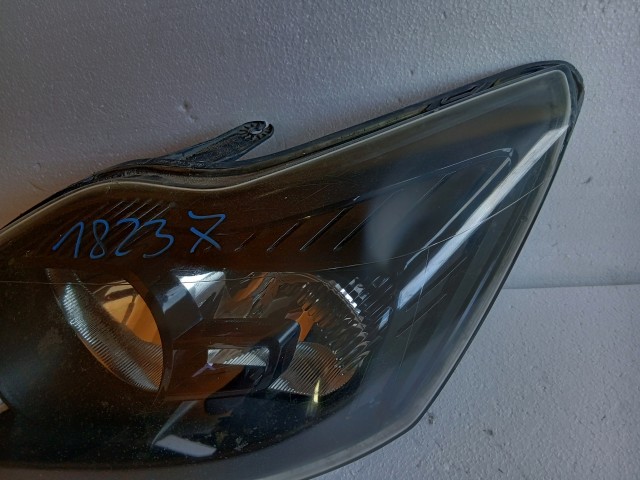 18237 Ford Focus II. 2004-2011 Bal első Lámpa Fényszóró