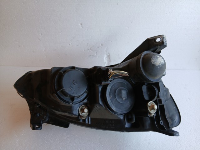 18243 Opel Corsa C 2000-2006 Bal első Lámpa Fényszóró