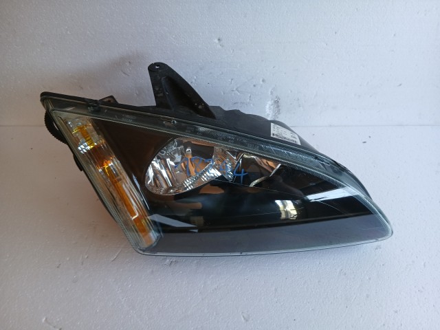 18244 Ford Focus II. 2004-2011 Jobb első Lámpa Fényszóró