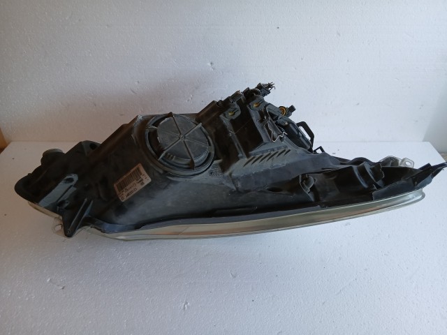 18245 Opel Corsa D 2006-2014 Bal első Lámpa Fényszóró