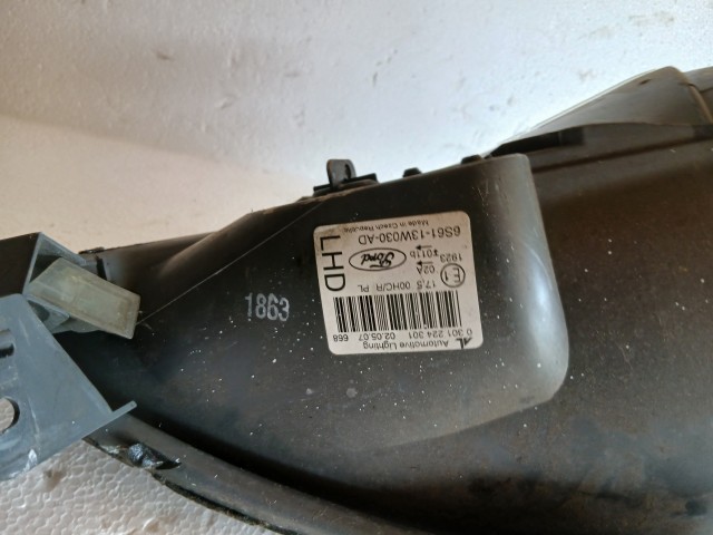 18259 Ford Fiesta 2006-2008 Bal első Lámpa Fényszóró