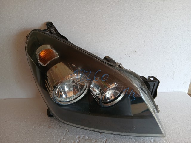 18260 Opel Astra H 2004-2010 Jobb első Lámpa Fényszóró