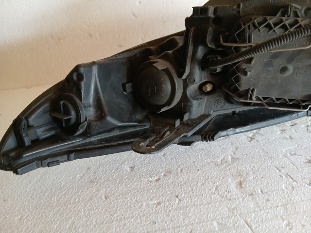 18265 Renault Megane III. 2008-2016 Jobb első Lámpa Fényszóró