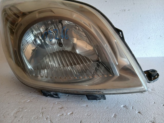 18266 Fiat Fiorino , Qubo 2007-2016 Jobb első Lámpa Fényszóró