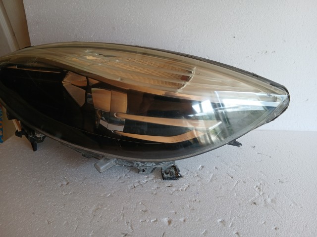 18267 Renault Grand Scenic  Bal első Lámpa Fényszóró