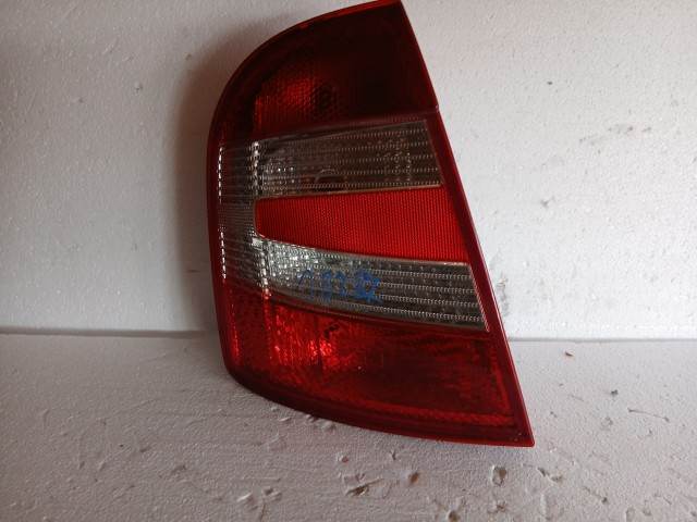 18287 Skoda Octavia 2004-2013 Bal hátsó Lámpa 5 ajtós