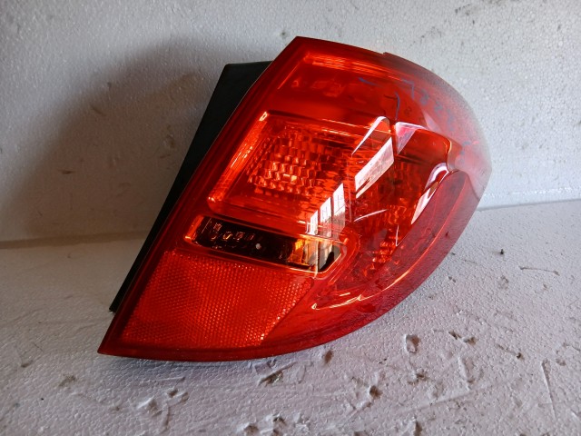18286 Opel Meriva B 2010-2017  Jobb hátsó Lámpa