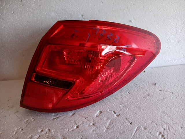 18286 Opel Meriva B 2010-2017  Jobb hátsó Lámpa