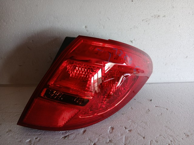 18286 Opel Meriva B 2010-2017  Jobb hátsó Lámpa